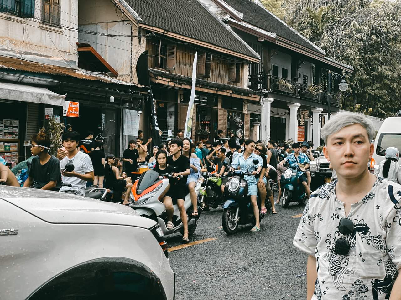 Pi mai in Laos : ภาพบรรยากาศงานฉลองเดือน 5 หลวงพระบาง เมืองมรดกโลก 14/42022