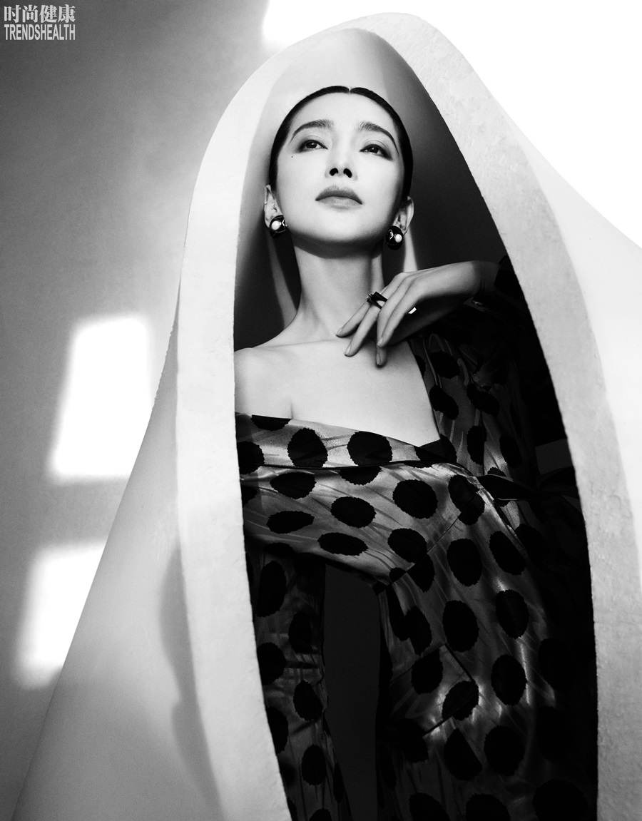Li Bingbing @ TrendsHealth China April 2022
