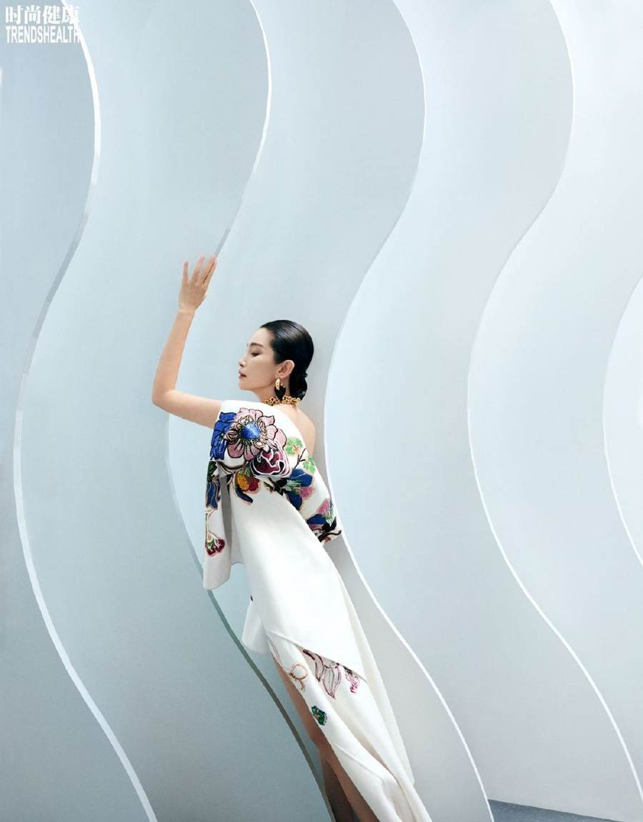 Li Bingbing @ TrendsHealth China April 2022