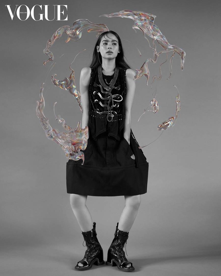 ญาญ่า-อุรัสยา @ VOGUE Thailand March 2022