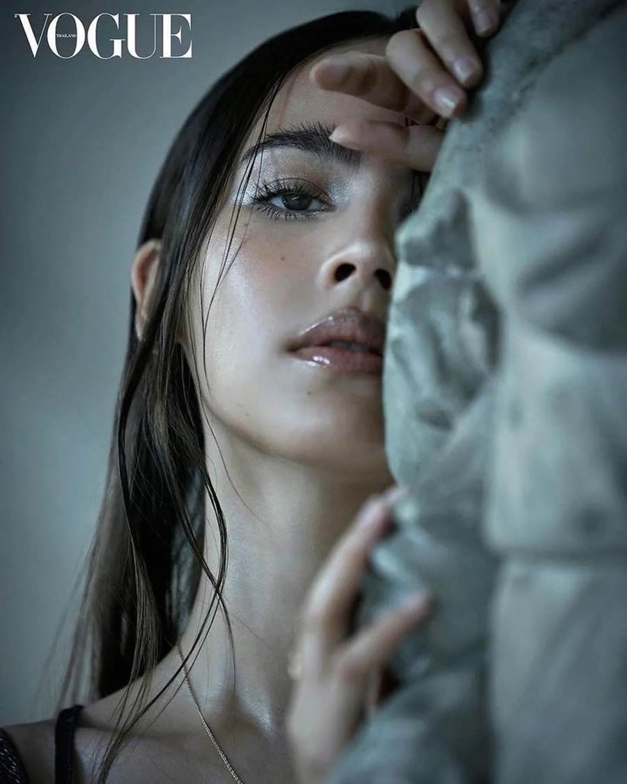 ญาญ่า-อุรัสยา @ VOGUE Thailand March 2022