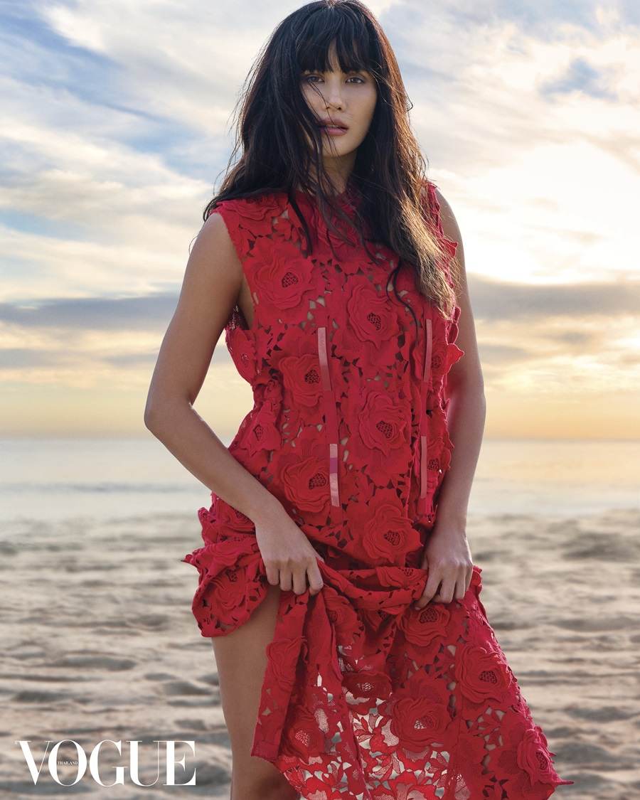 ปู-ไปรยา @ VOGUE Thailand April 2022