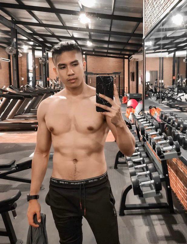 หล่อบ้างน่ารักบ้าง ๘๑
