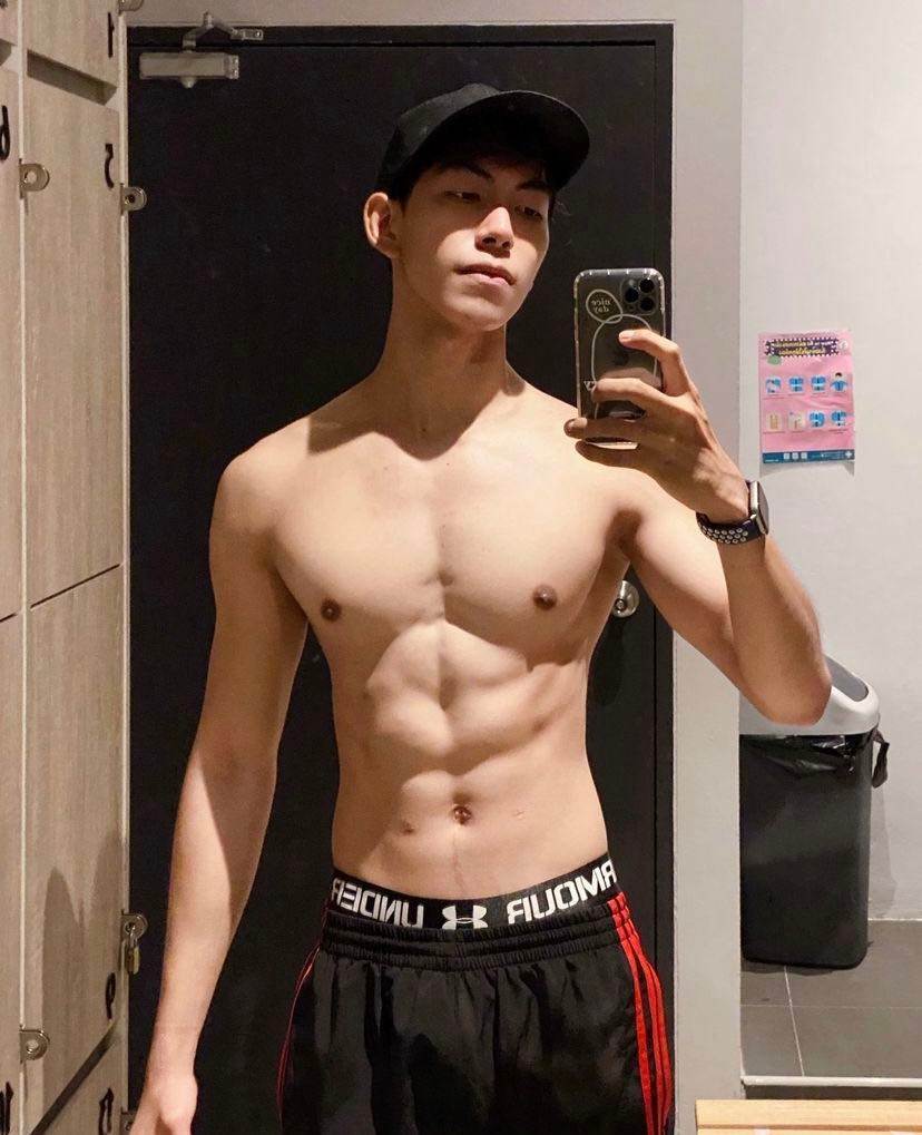 หล่อบ้างน่ารักบ้าง ๘๑