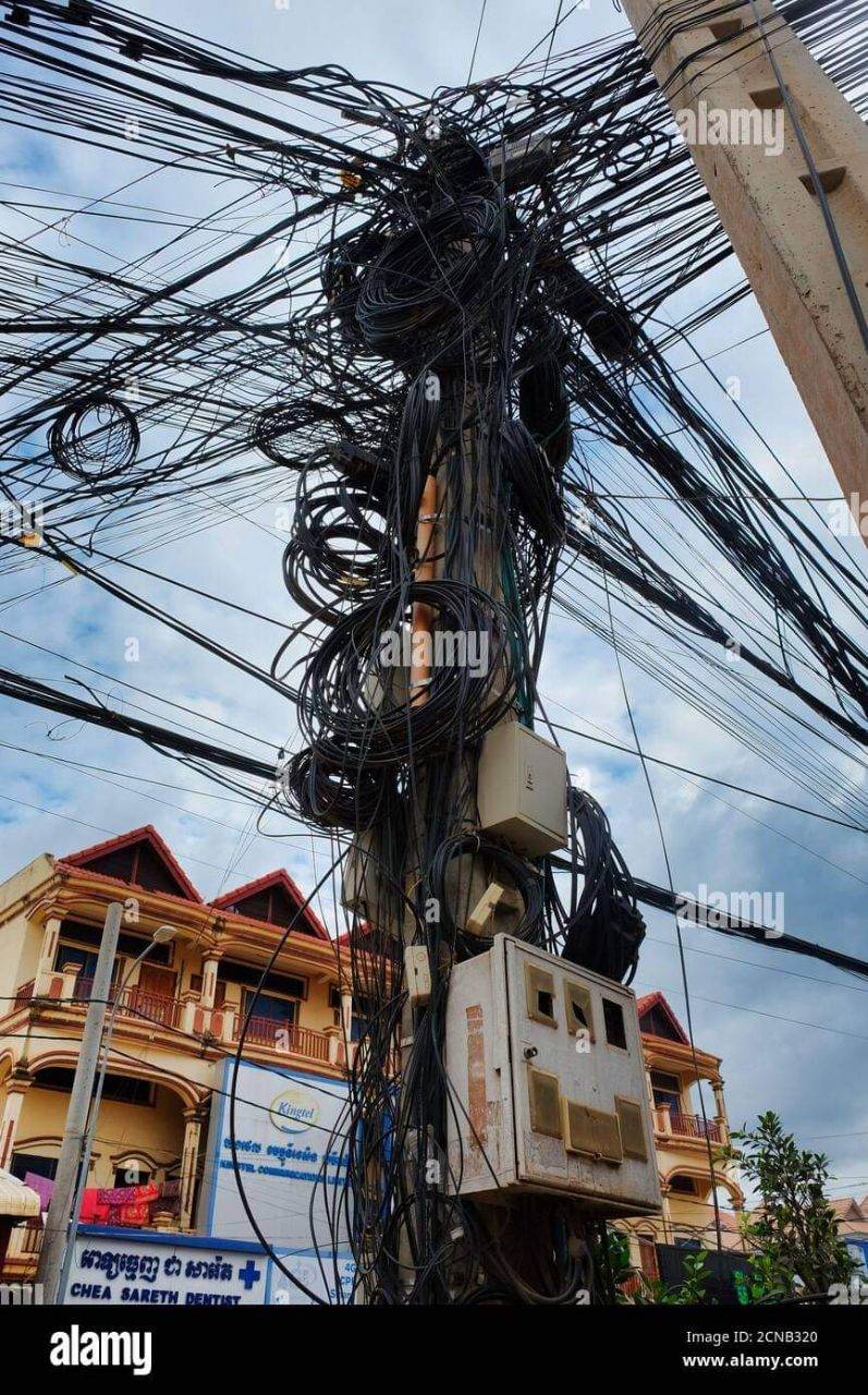 Electric cable in Cambodia 🇰🇭