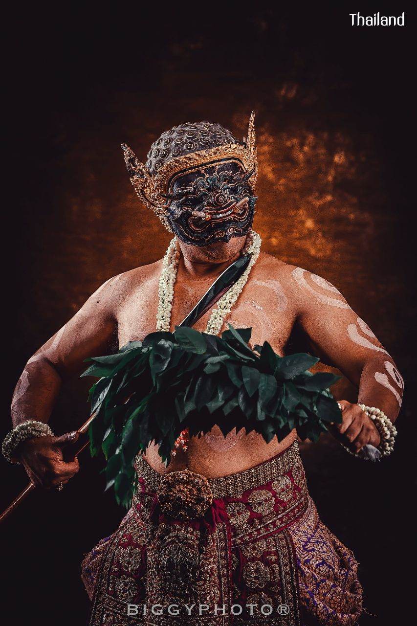 PHRA-PIRAB (PHAPILAB) DANCE AND MUSIC DEITY IN MASK | THAILAND 🇹🇭
