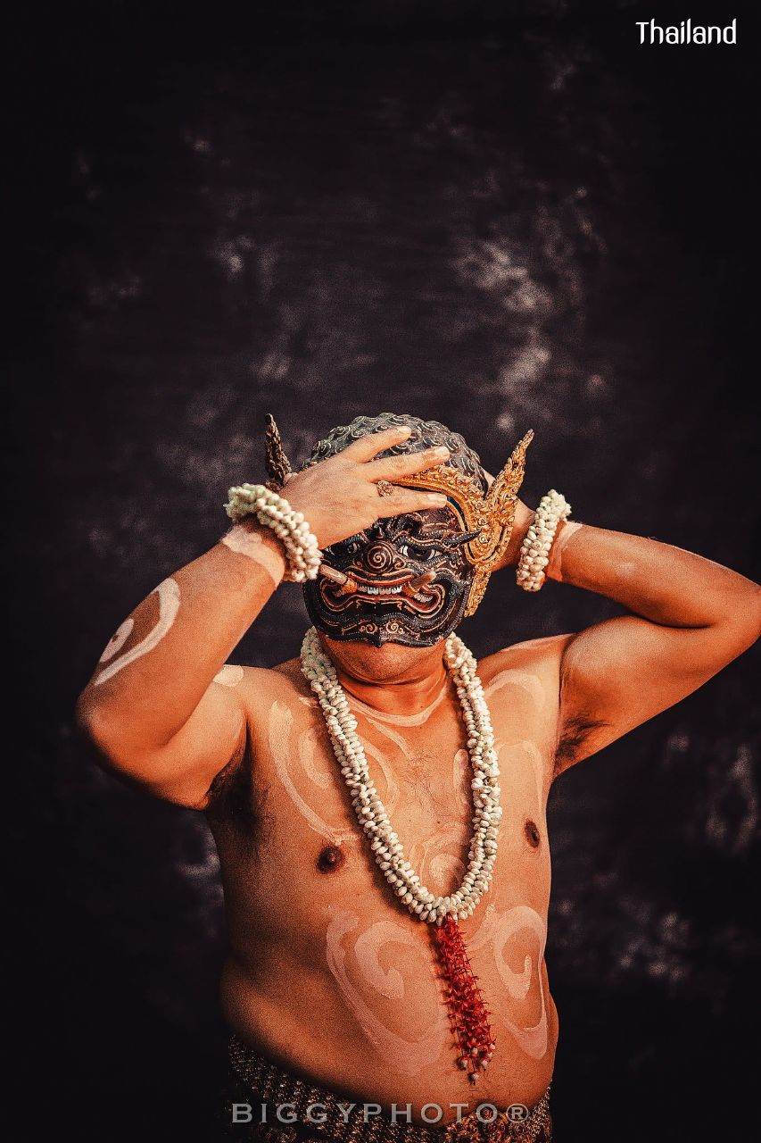 PHRA-PIRAB (PHAPILAB) DANCE AND MUSIC DEITY IN MASK | THAILAND 🇹🇭