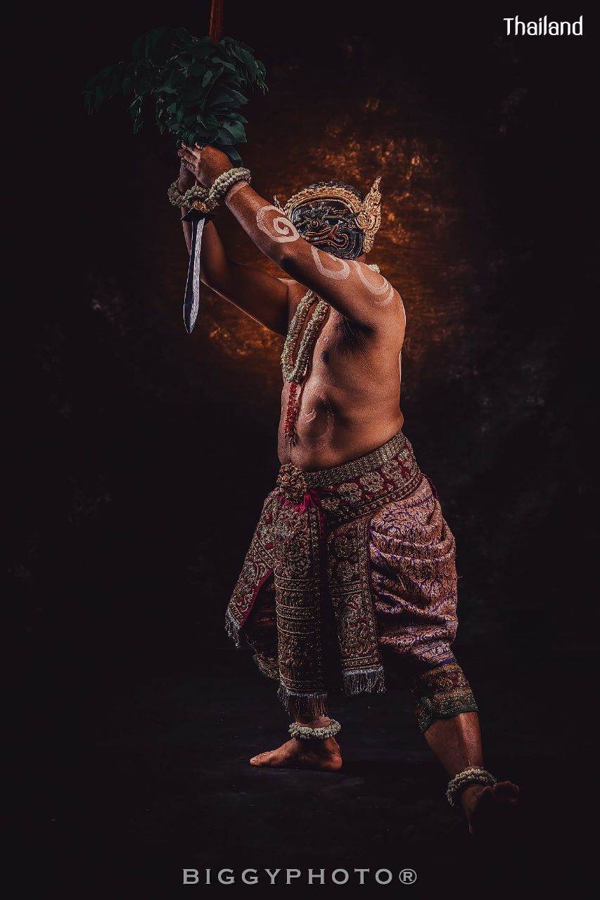 PHRA-PIRAB (PHAPILAB) DANCE AND MUSIC DEITY IN MASK | THAILAND 🇹🇭