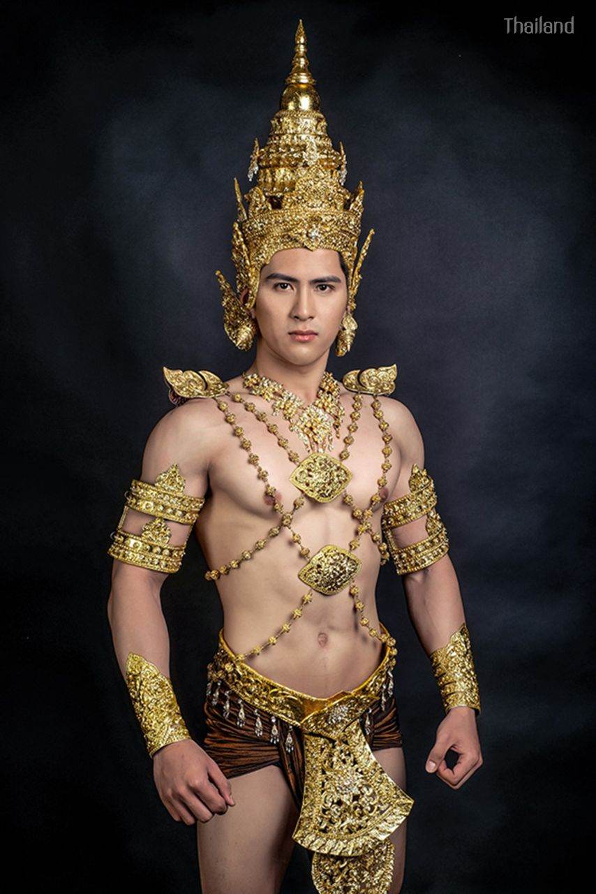 "Khun Sangkhan" The Lord of Lanna Songkran festival, 2018 | THAILAND 🇹🇭