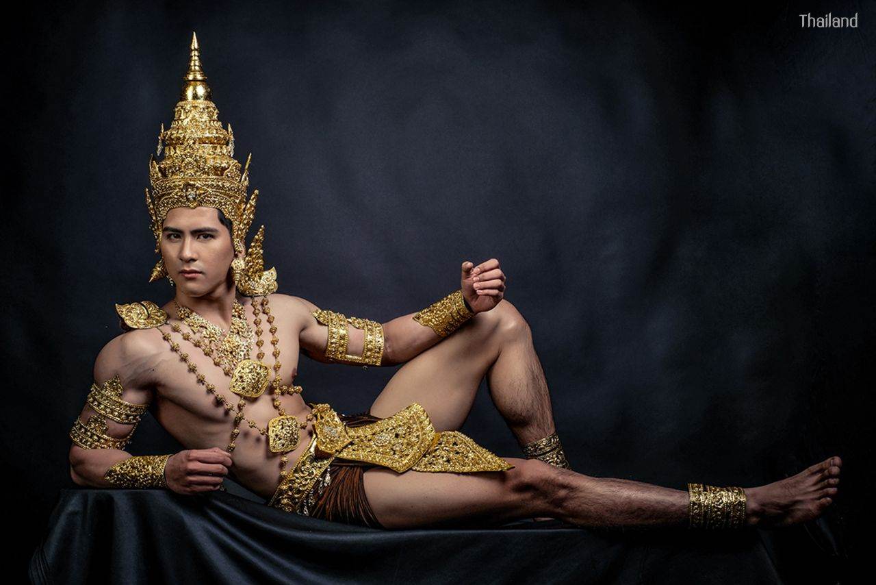 "Khun Sangkhan" The Lord of Lanna Songkran festival, 2018 | THAILAND 🇹🇭