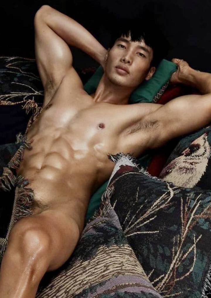 รุ่นพี่รับ รุ่นน้องรุก