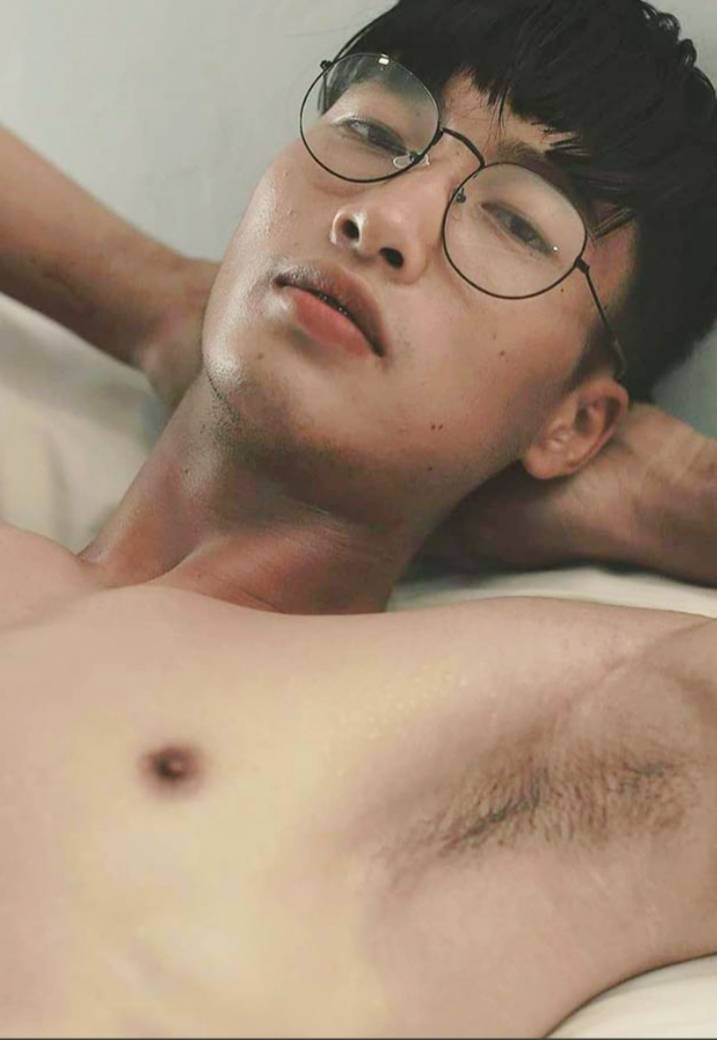 รุ่นพี่รับ รุ่นน้องรุก