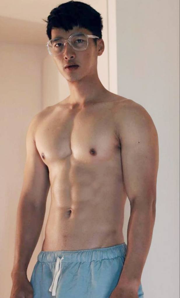 รุ่นพี่รับ รุ่นน้องรุก