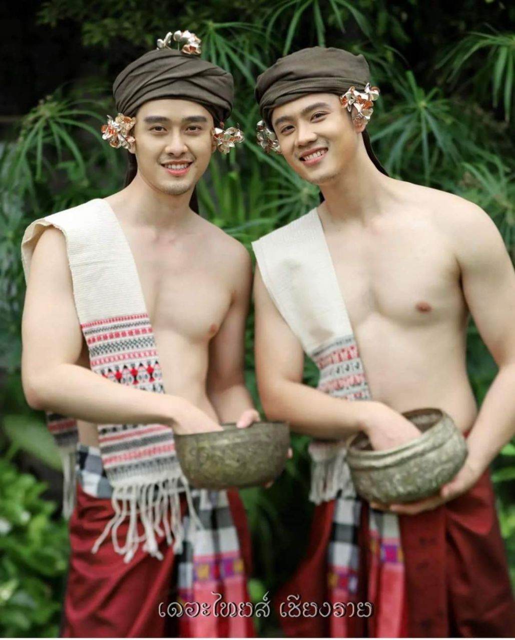 หนุ่มหล่อกระดอไม่เคยแห้ง73