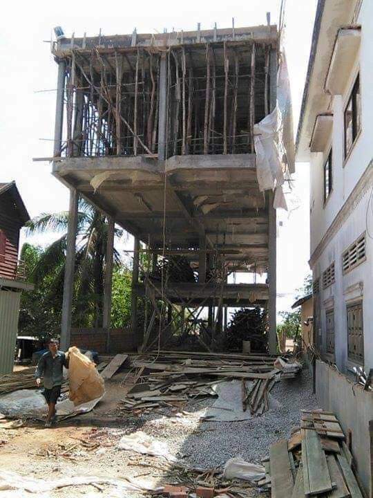 Amazing Architecture! 😅