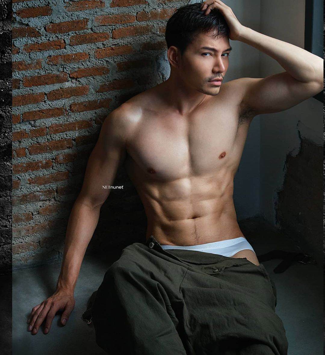 โพสต์เดียวถ้ายังไม่เสียว...ก็พอก่อน