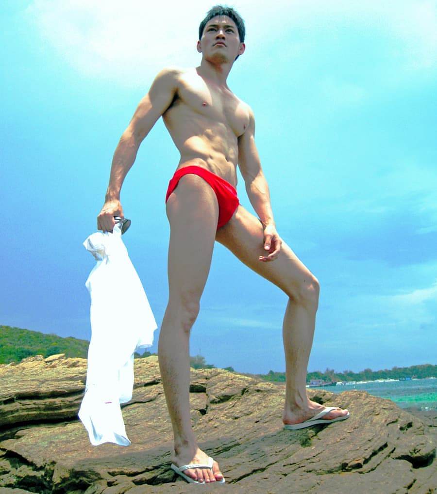 โพสต์เดียวถ้ายังไม่เสียว...ก็พอก่อน