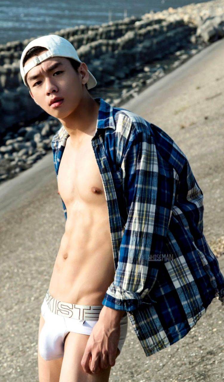 หนุ่มน้ำนม