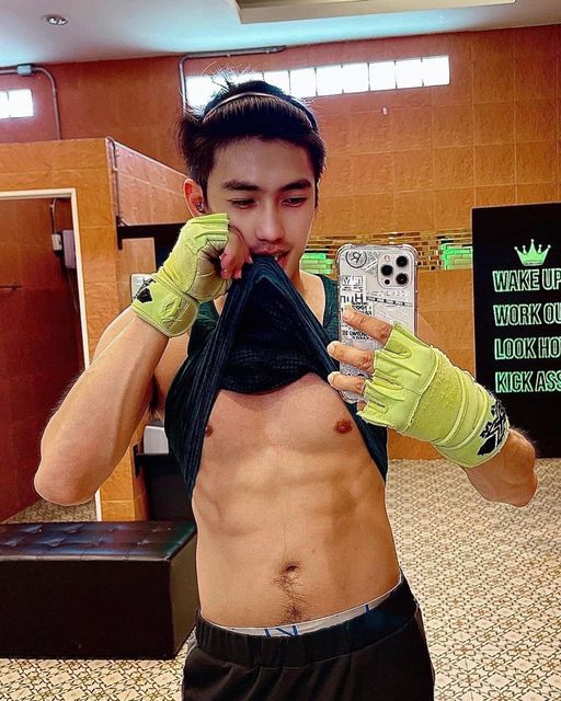 พี่จะเลียตั้งแต่หัวจรดเท้า23
