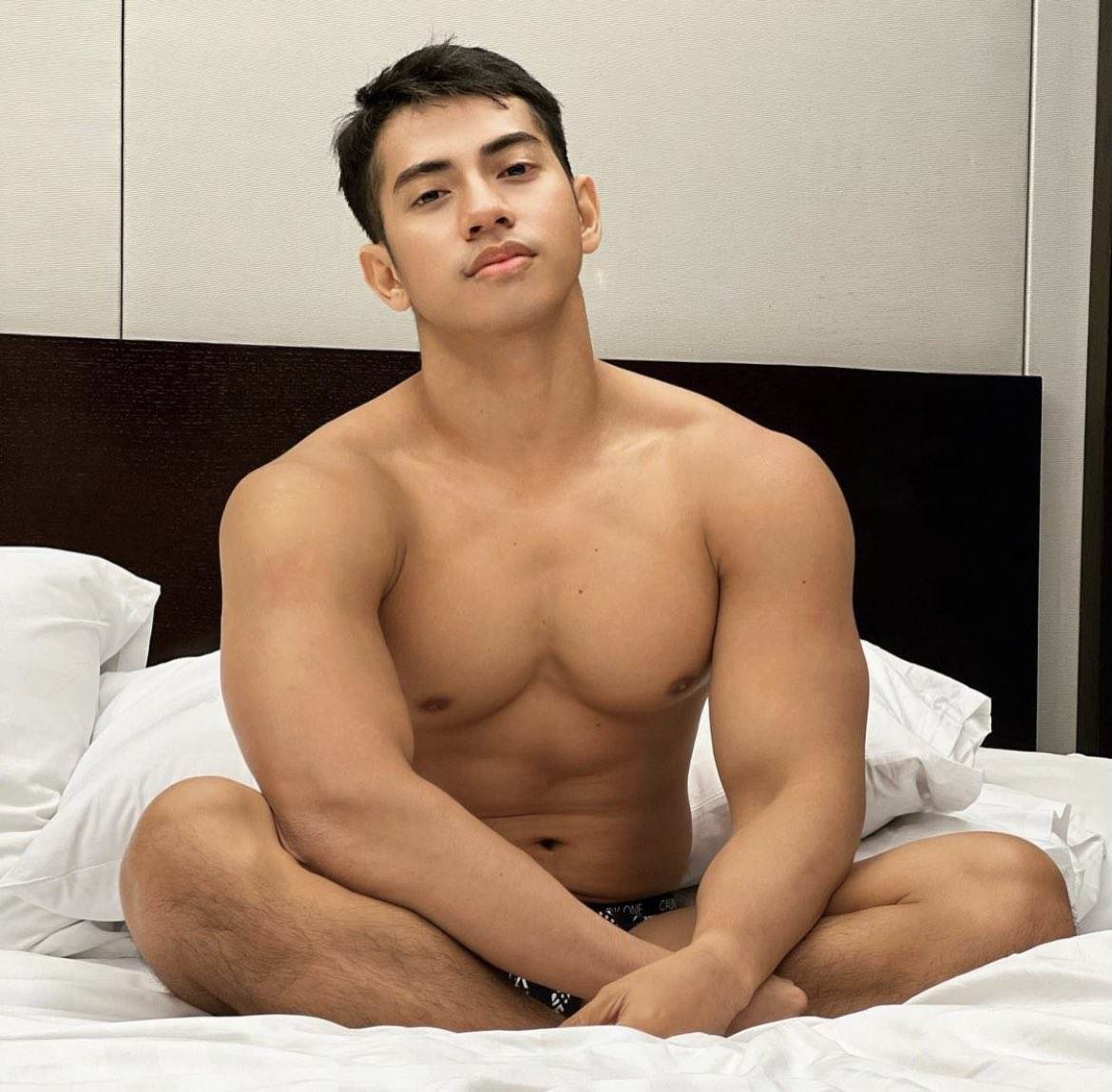 พี่จะเลียตั้งแต่หัวจรดเท้า23