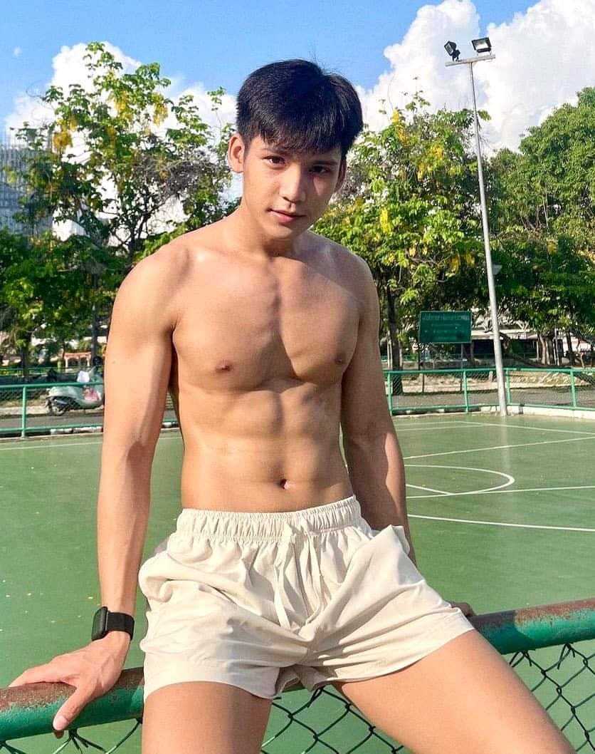 พี่จะเลียตั้งแต่หัวจรดเท้า28