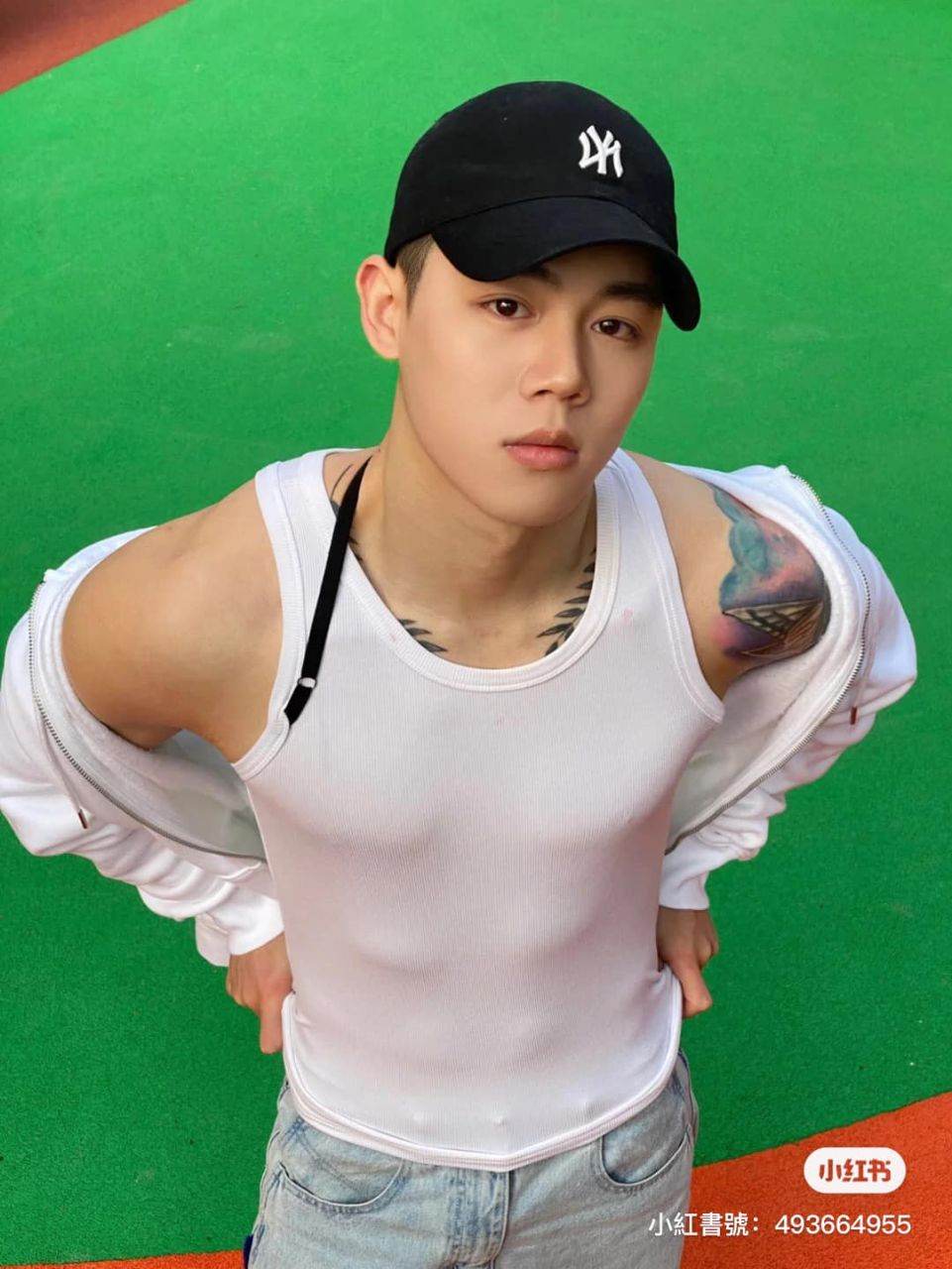 พี่จะเลียตั้งแต่หัวจรดเท้า36