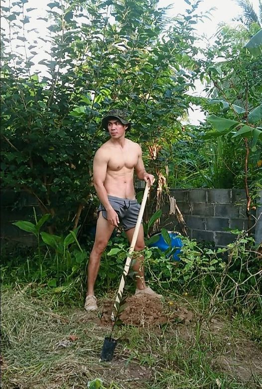 พี่จะเลียตั้งแต่หัวจรดเท้า36