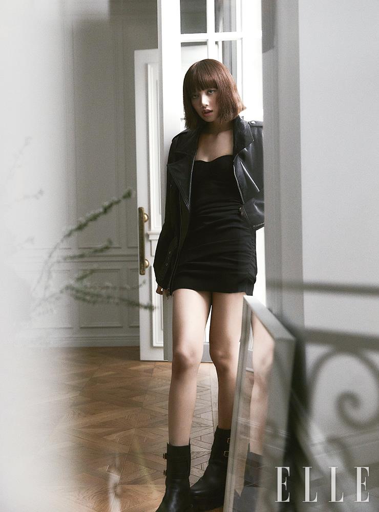 (BLACKPINK) Lisa @ ELLE Korea May 2022