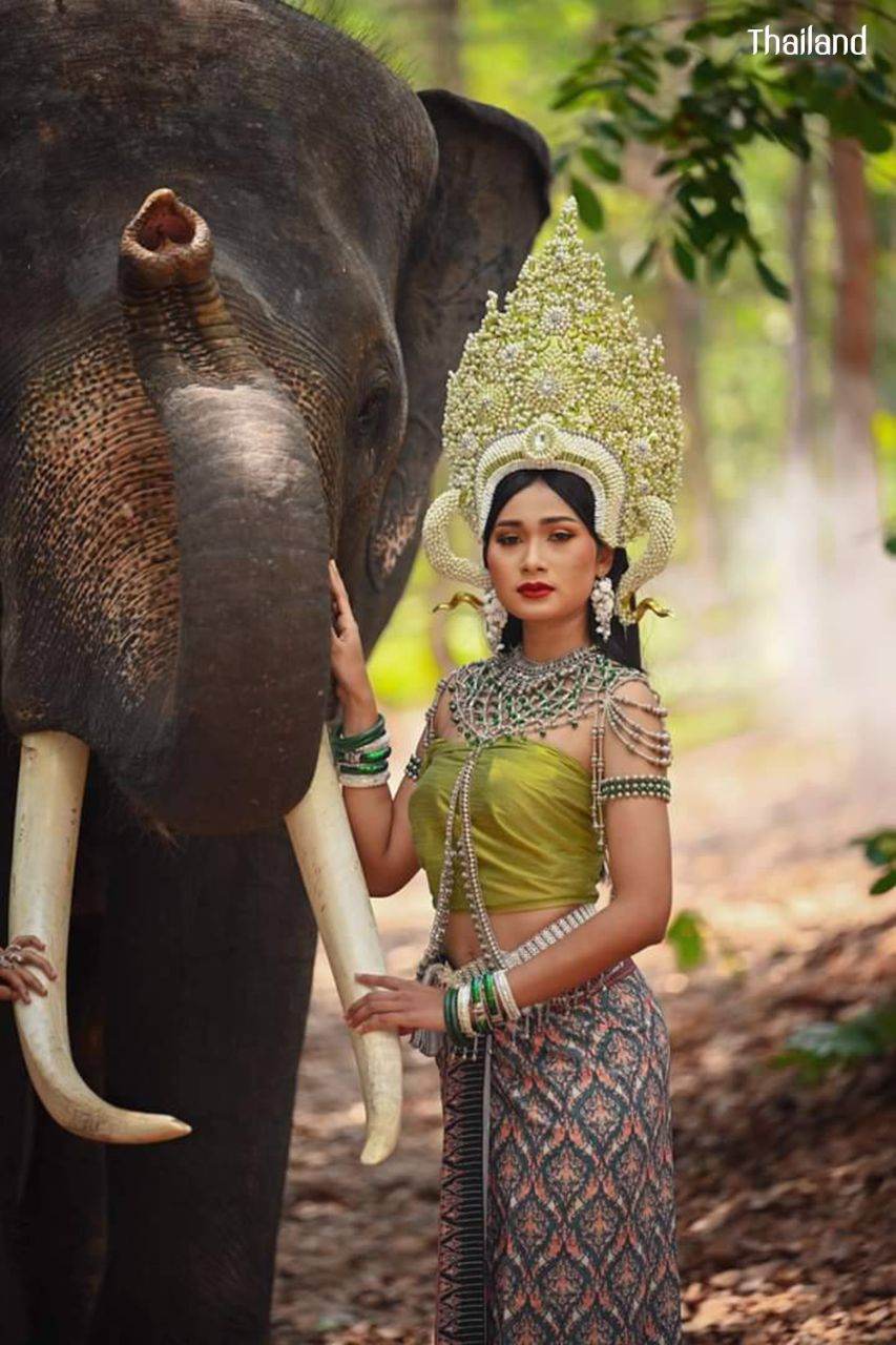 Thai Apsorn: Thai Apsara | THAILAND 🇹🇭