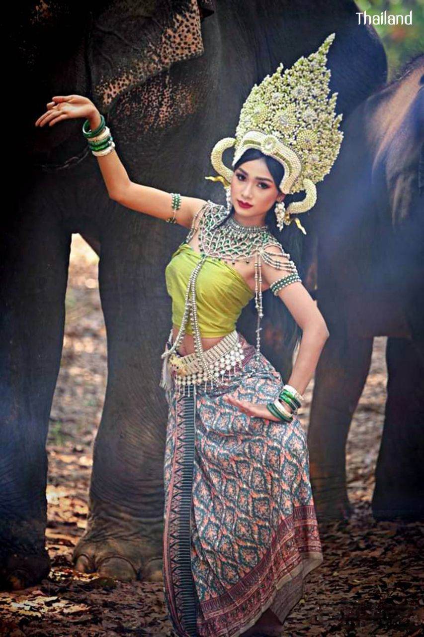 Thai Apsorn: Thai Apsara | THAILAND 🇹🇭