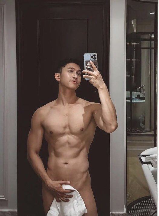 หลงรักหนุ่มตี๋