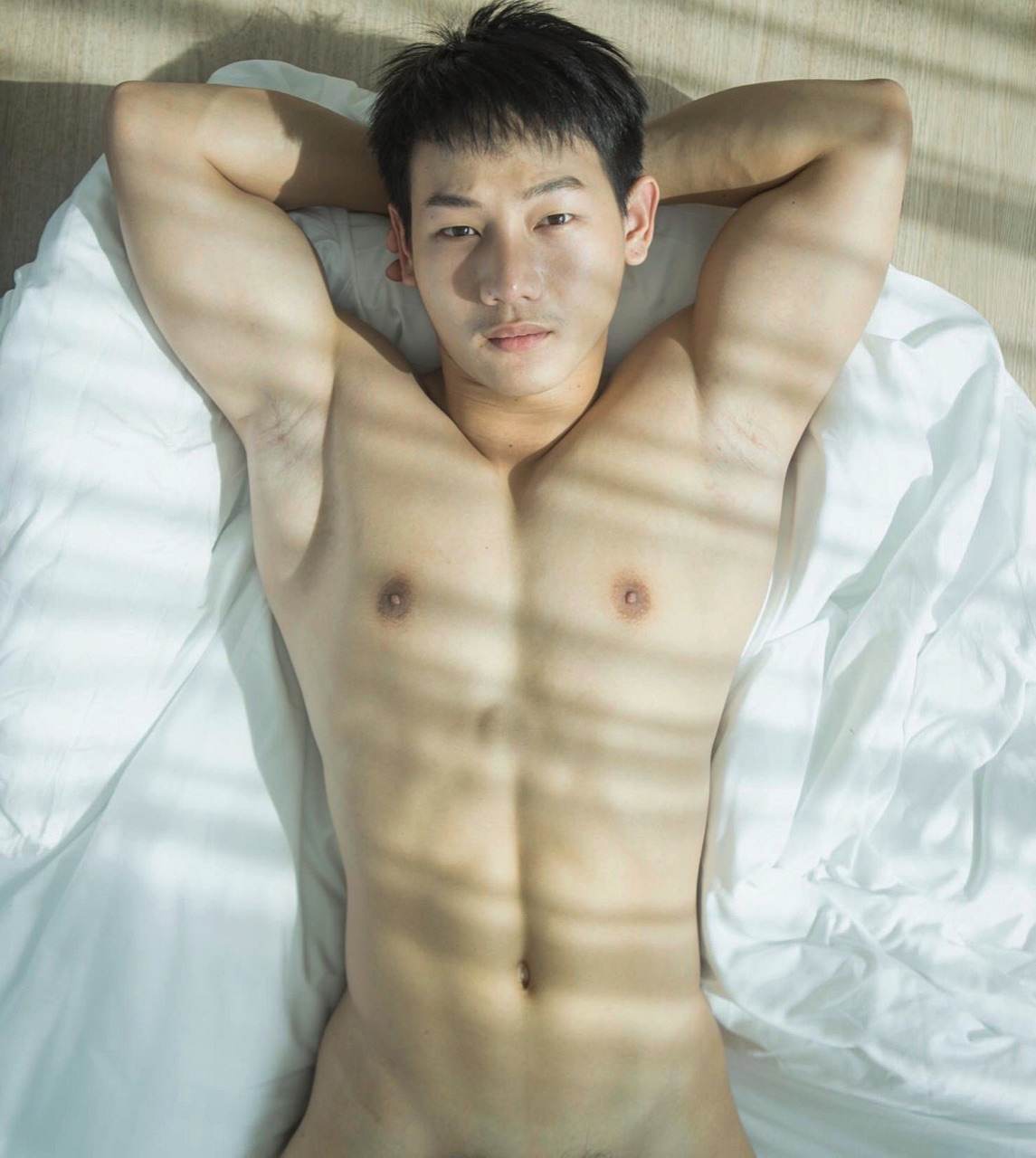 หลงรักหนุ่มตี๋
