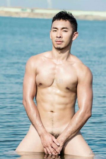 มันน่าควบให้หลังอานซะจริงเชีย