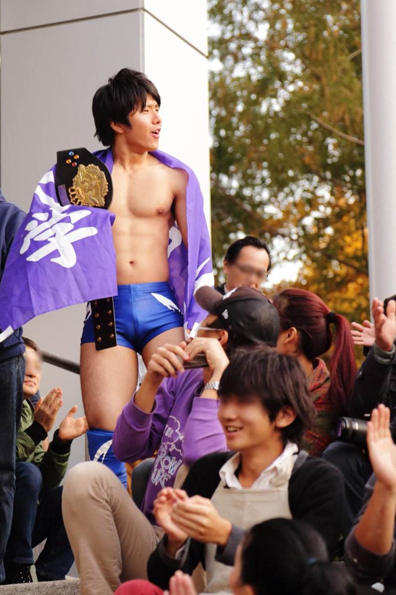 Professional wrestling by Japanese college students.