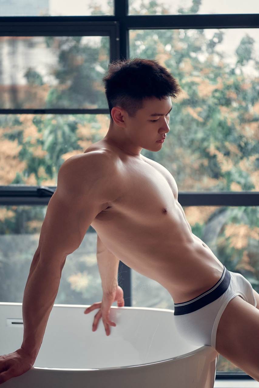พฤหัสบดีสุขสันต์