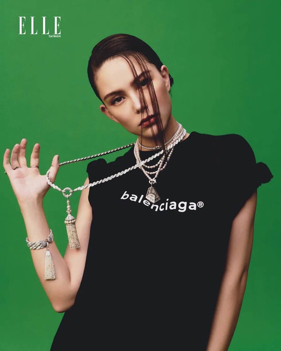Hannah Quinlivan @ ELLE Taiwan May 2022