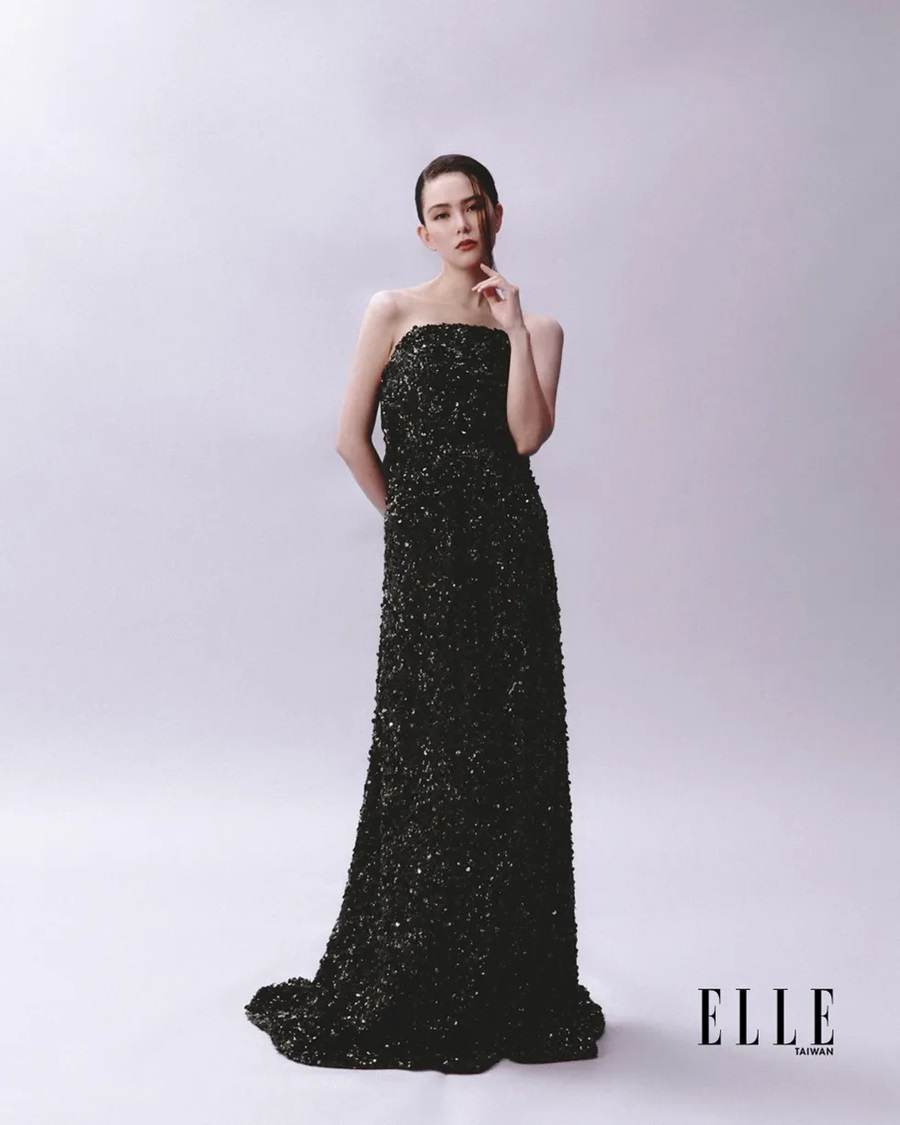 Hannah Quinlivan @ ELLE Taiwan May 2022