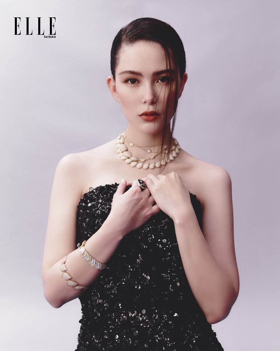 Hannah Quinlivan @ ELLE Taiwan May 2022