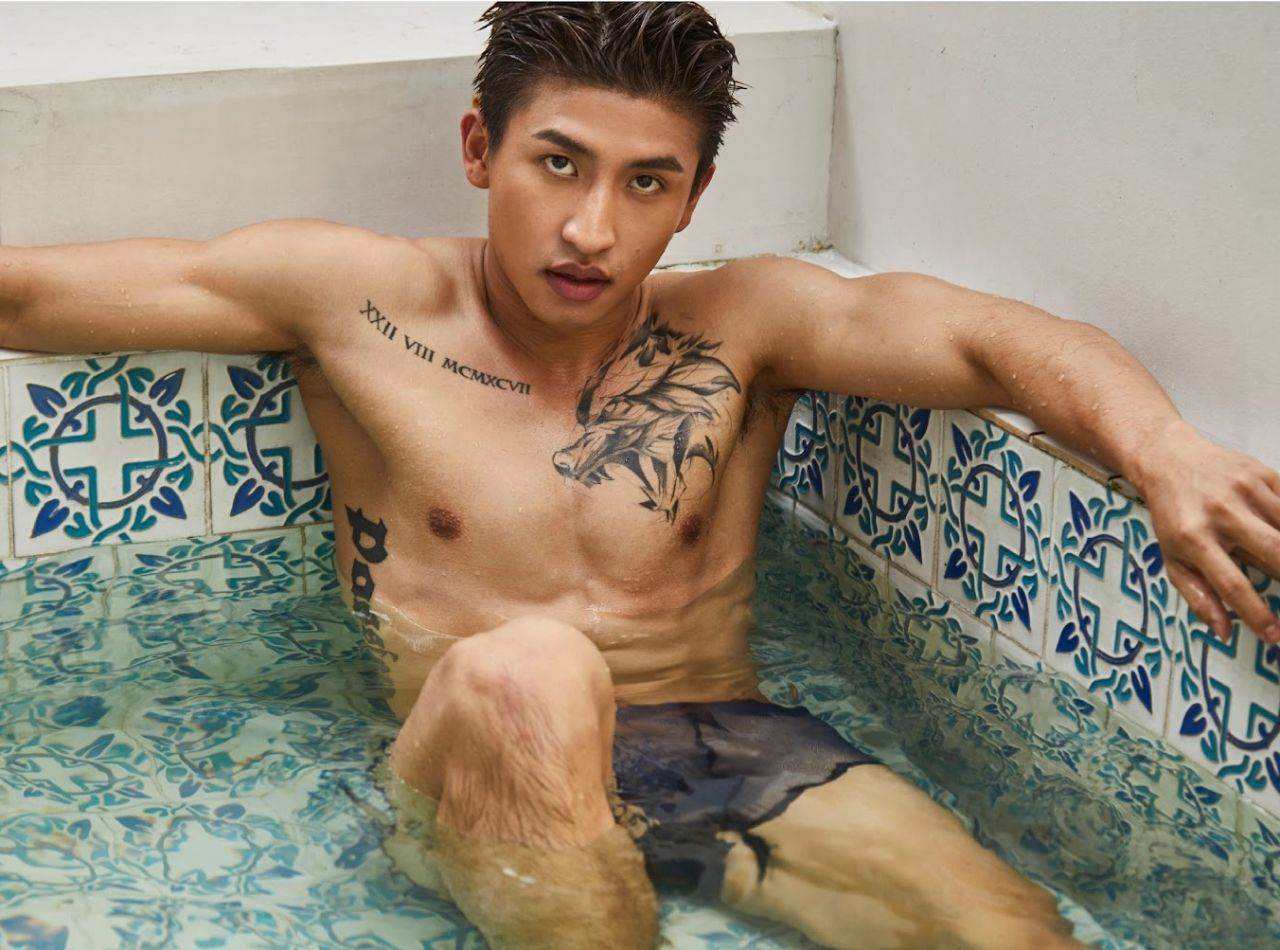 หนุ่มหล่อขึ้นปก 1104.1