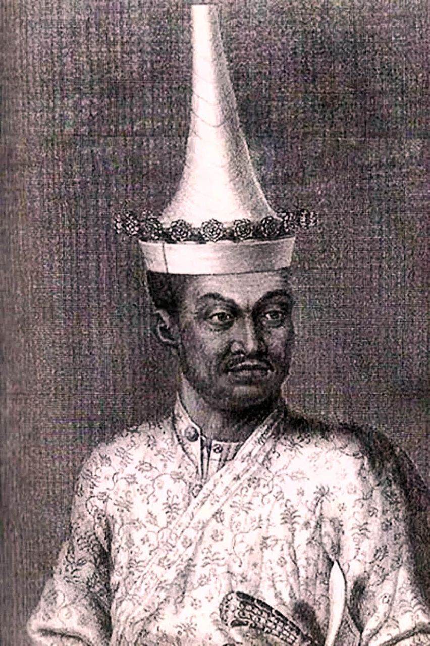 Lompok: Siamese Hat of Rank and Case | THAILAND 🇹🇭