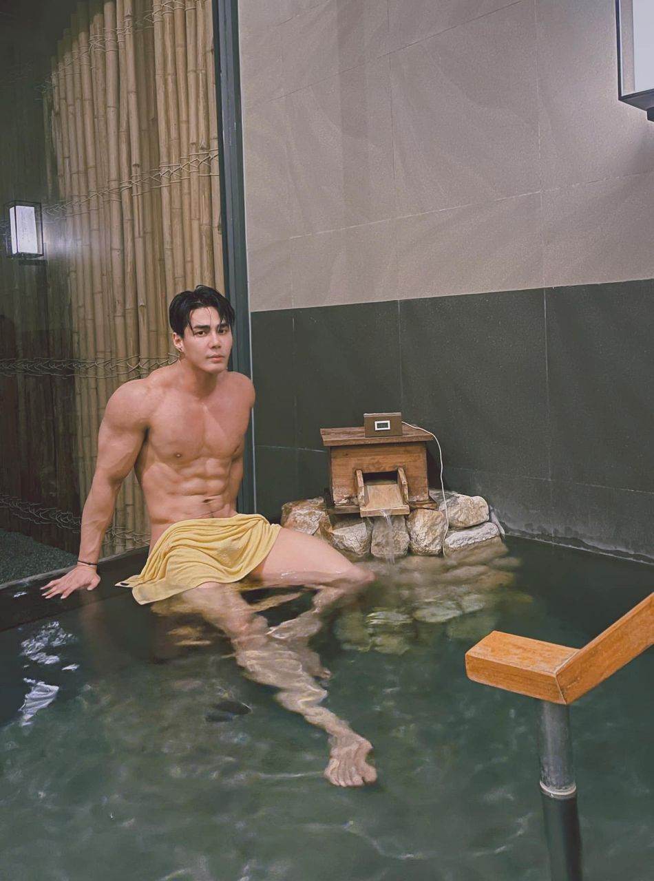 แช่น้ำกับผมไหมครับ