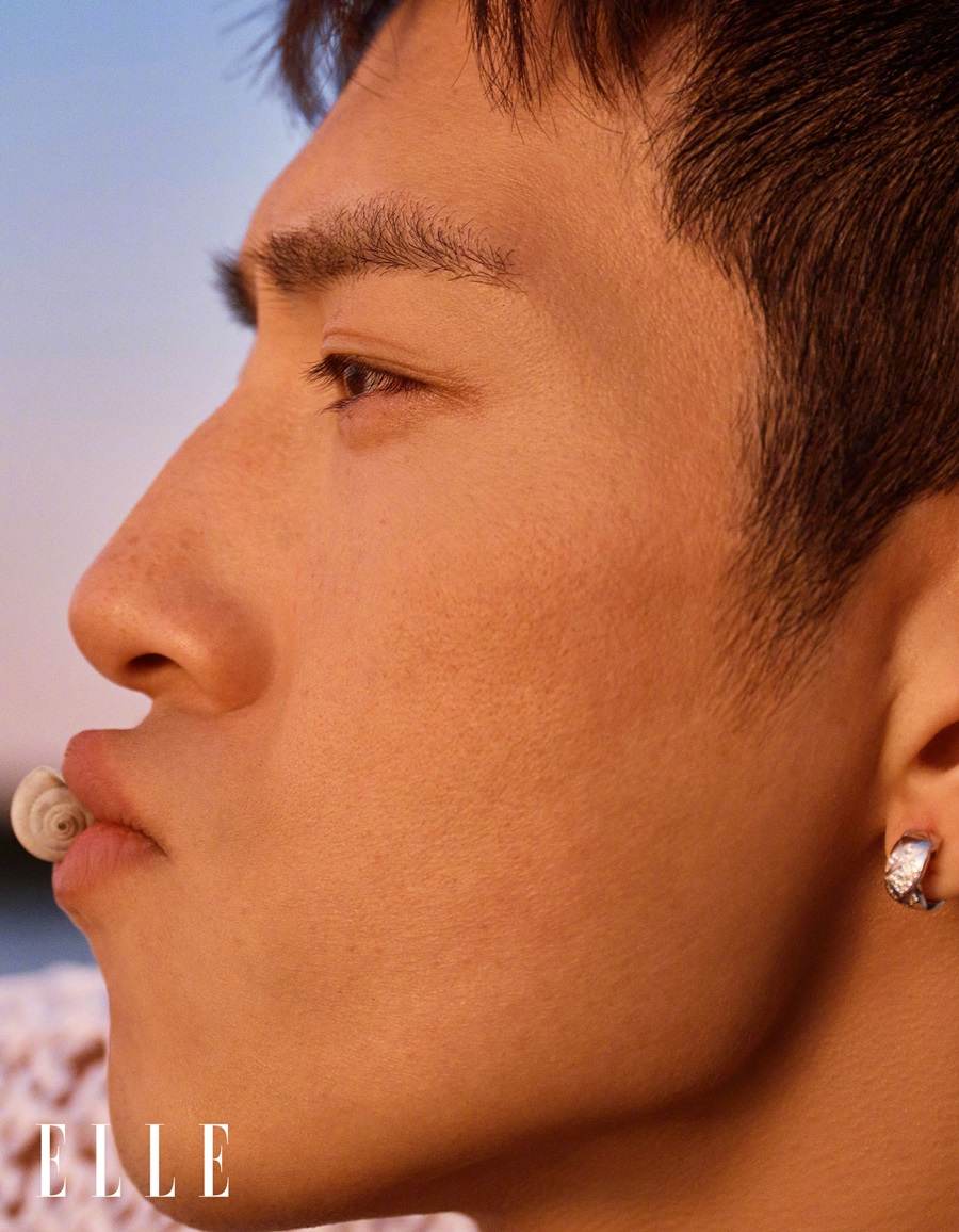 Jing Boran @ ELLE China May 2022