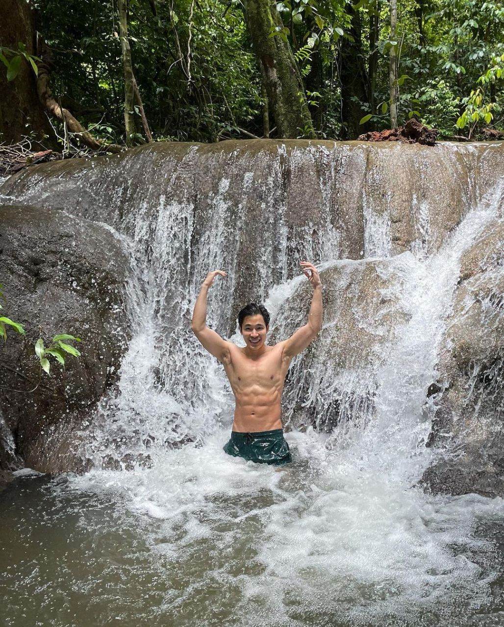 รวมมิตรผัว