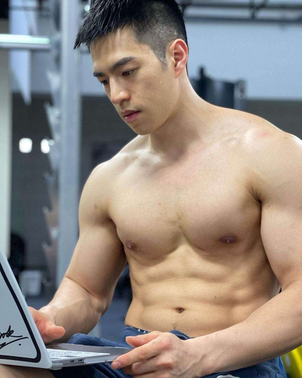 หมีน่ากอด