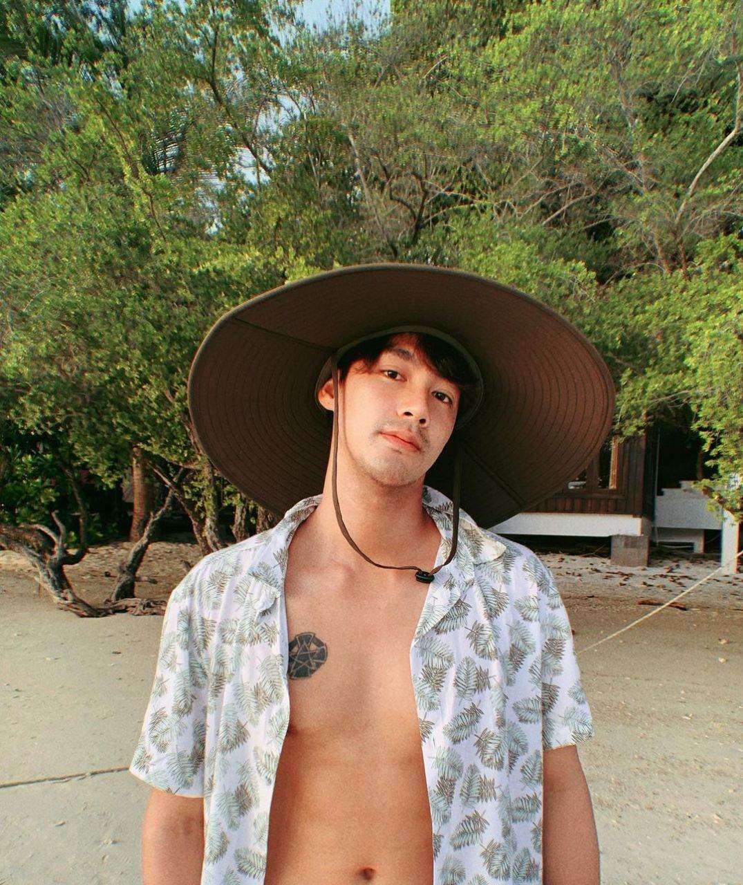 แซ่บแหล่ะ