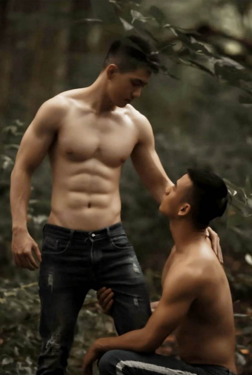 ไม่มีห้องว่าง...งั้นไปป่าข้างทางหลังบ้านกุแล้วกัน