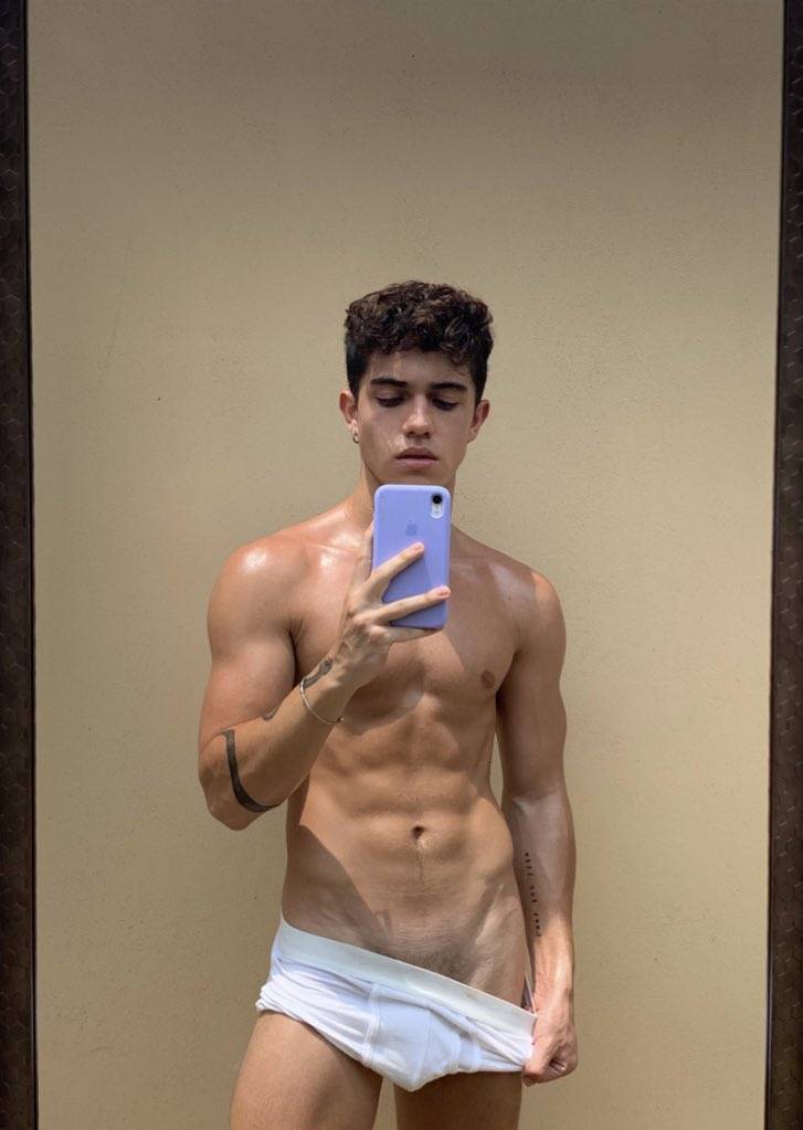 หนุ่มลาติน สัญชาติคอสตาริก้า หล่อแบบใสๆ