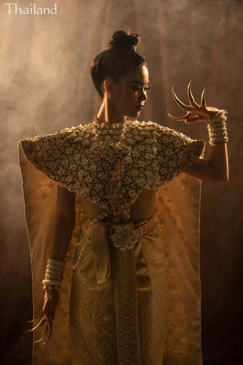 Thai Dance and Floral Jewelry | THAILAND 🇹🇭