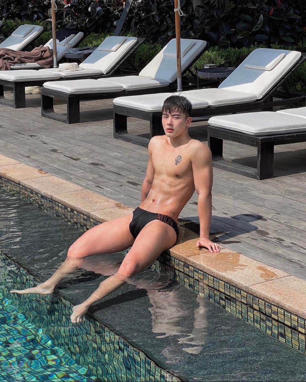 หนุ่มหล่อเกาหลี โคตรหล่อ พร้อมวาร์ป