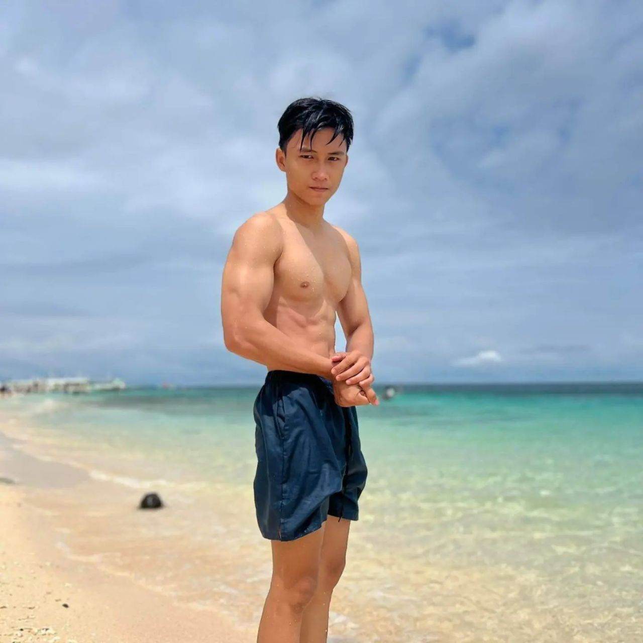 ดีต่อใจ#2330อยากบอกรัก